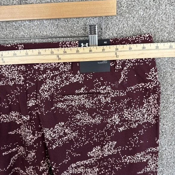 Under Armour AOP Printed Golf Shorts Men's Size 40 Maroon Pink NEW - Picture 6 of 6